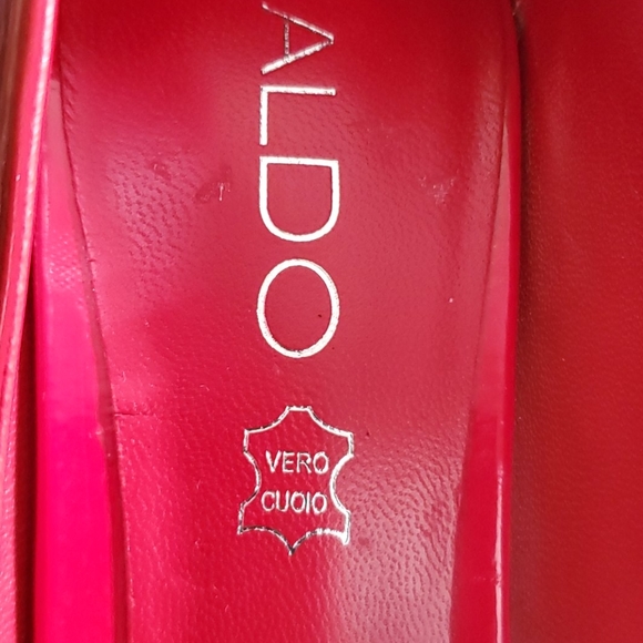 Aldo ombre red to black heels - Picture 8 of 8
